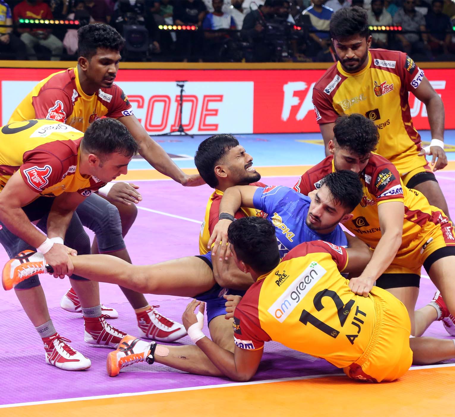 TELUGU TITANS Vs TAMIL THALAIVAS 